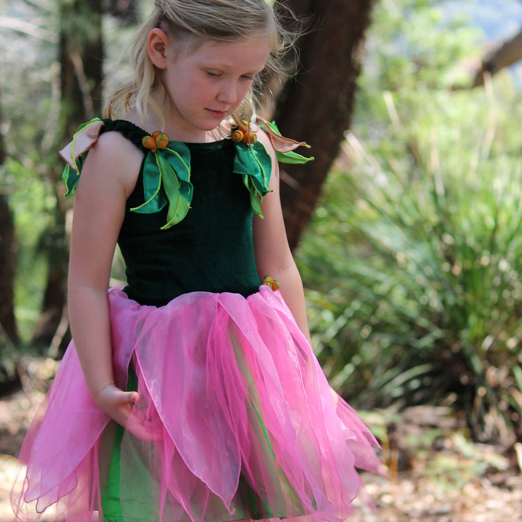green emerald velvet dress The London Silly Goose Heirloom Set – Cora and Violet main image 0